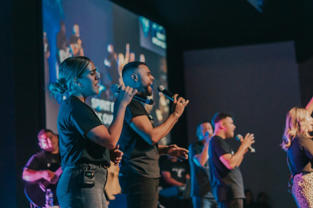 Worship Team Dress Code - singers in all black